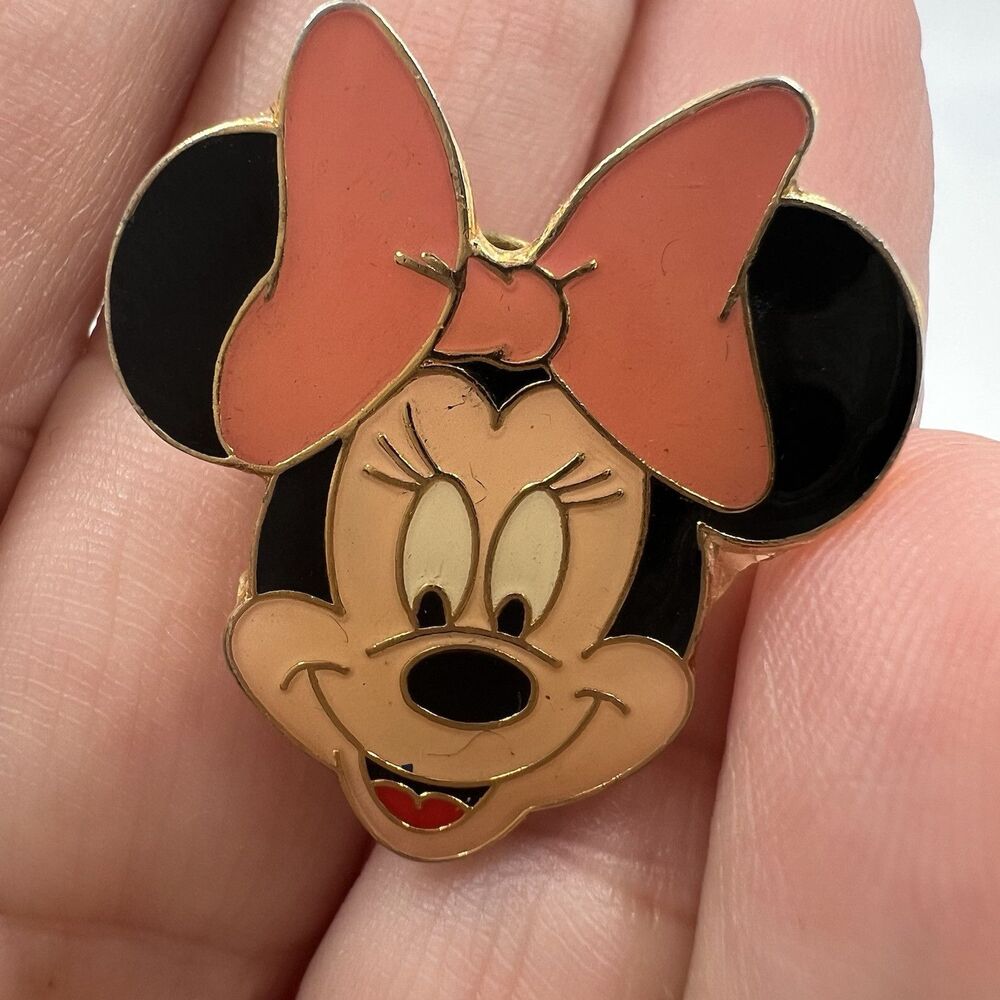 Vintage 1980's Disney Minnie Mouse Pin Monogram Products Inc HTF Trading Pins